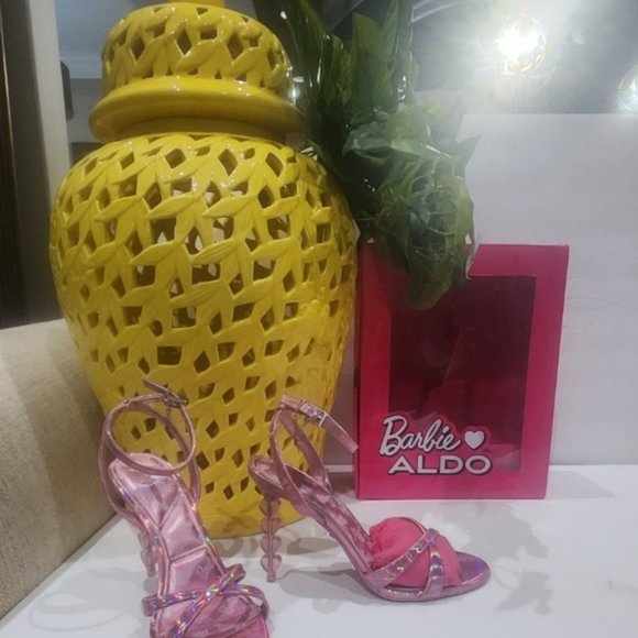 NIB Women's Aldo Barbie Sandals - Picture 7 of 9